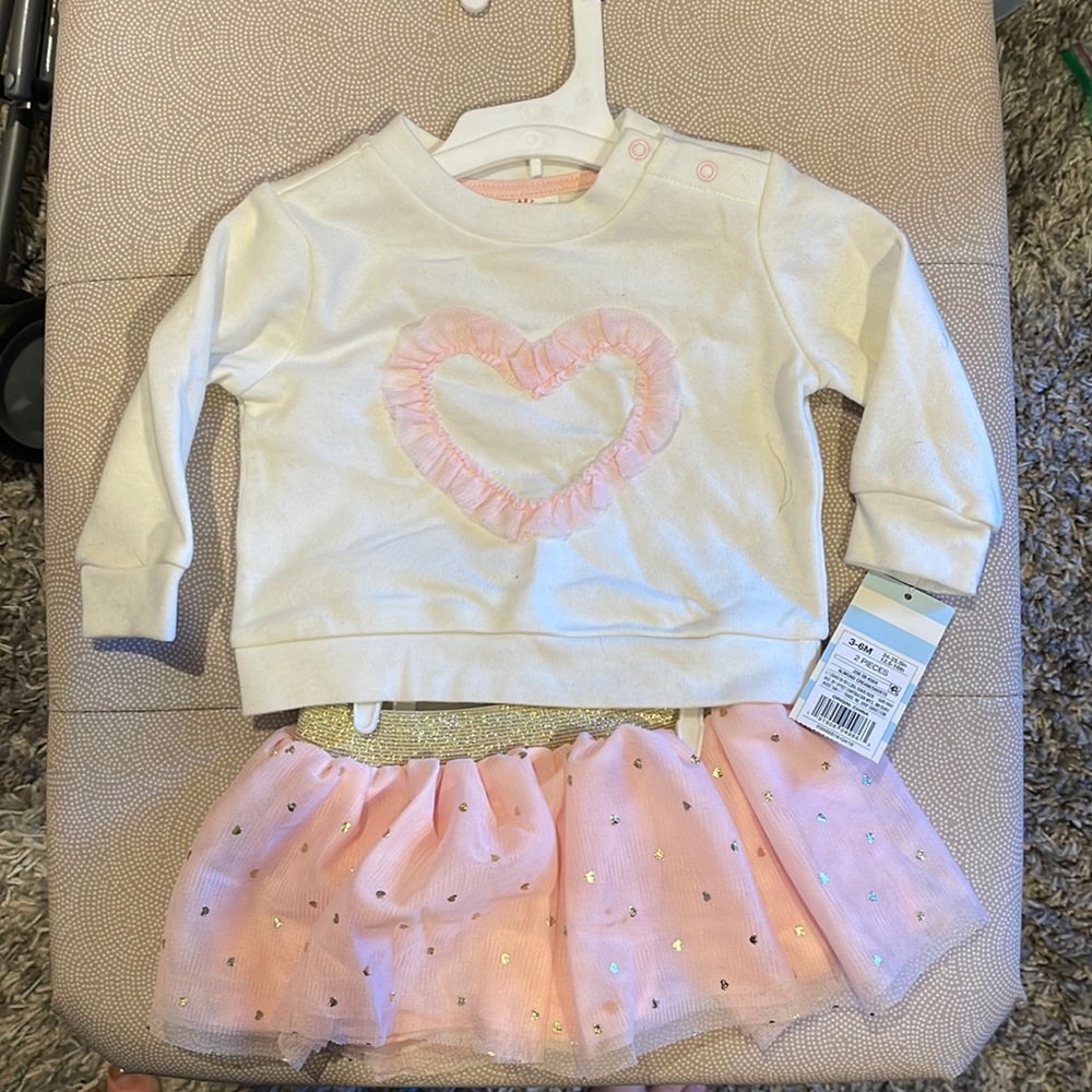Baby girl set with tutu in sweatshirt